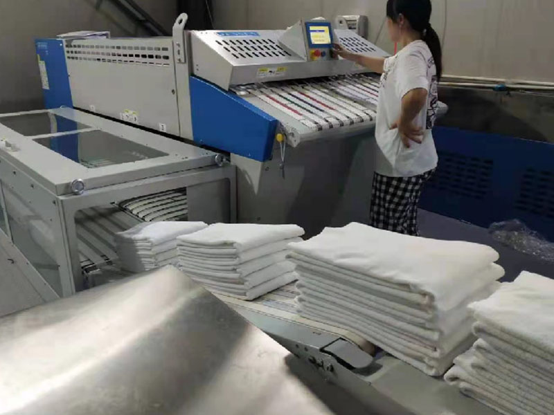 沛巾类折叠机-02